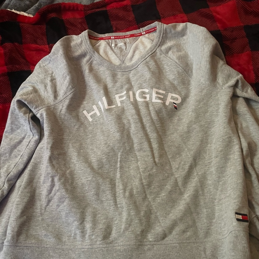 tommy hoodie